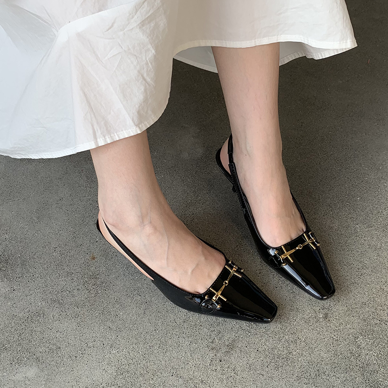 Miting French Pointed Toe High Heel Women's Shoes 2023 Spring New Style Horse Buckle Retro Covered Toe Sandals Shallow Mouth Thin Heel