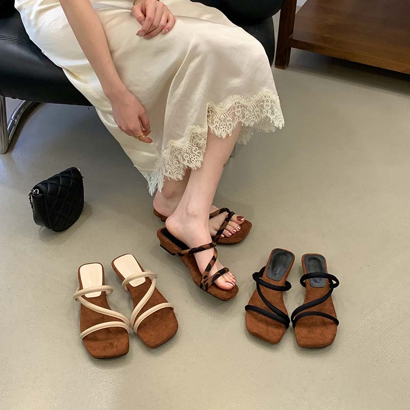 Women's Suede Square Toe Open Toe Strap Low Heel Slippers Summer Casual Fashion Leopard Print Thick Sole Sandals