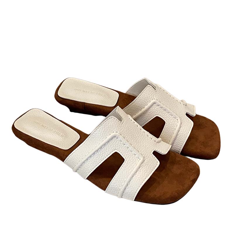 Women's Flat One-Strap Slippers Summer 2026 New Style Slip-On Comfortable Black Square Toe Vacation Beach Shoes